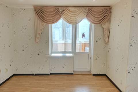 2-к квартира, 55 м², 4/10 эт.