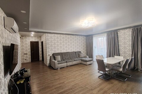 4-к квартира, 113 м², 2/4 эт.