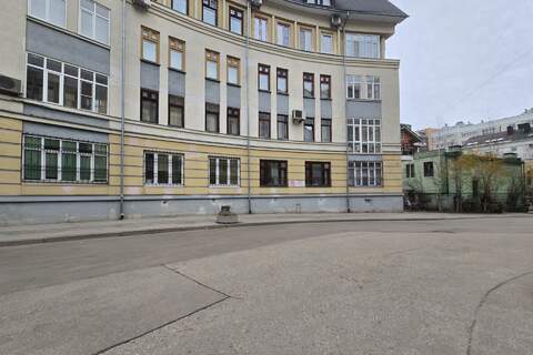 3-к квартира, 93,1 м², 2/4 эт.