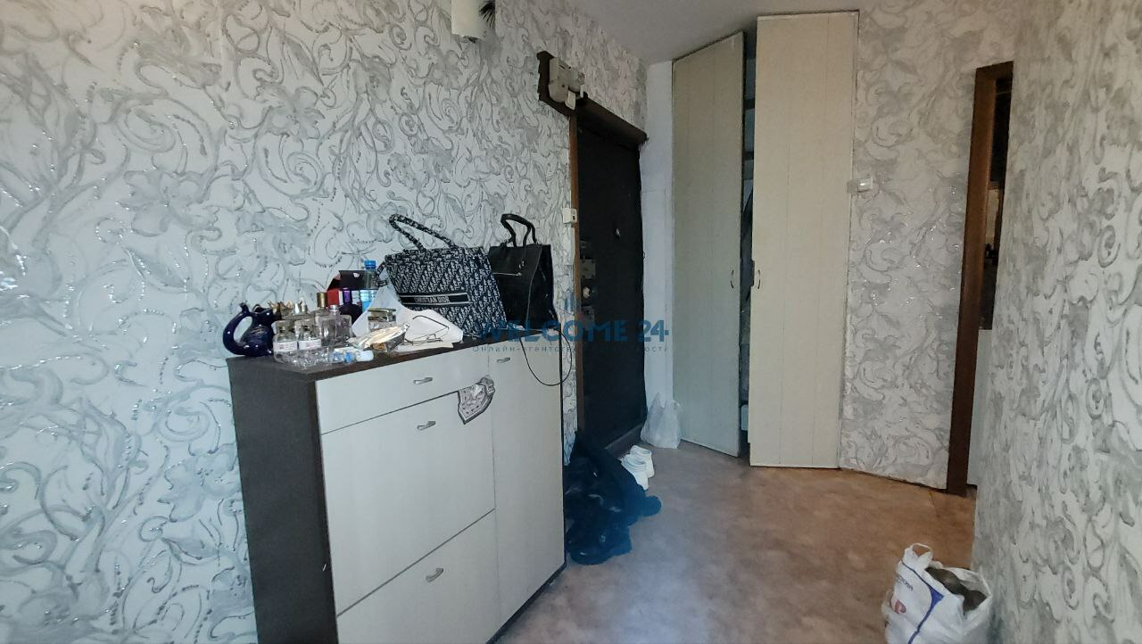 Квартира · 56.3 м² · 3 комн. — Ленинск-Кузнецкий, улица Зварыгина, 10А