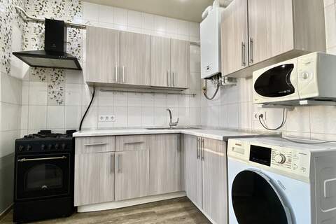 1-к квартира, 50 м², 7/10 эт.