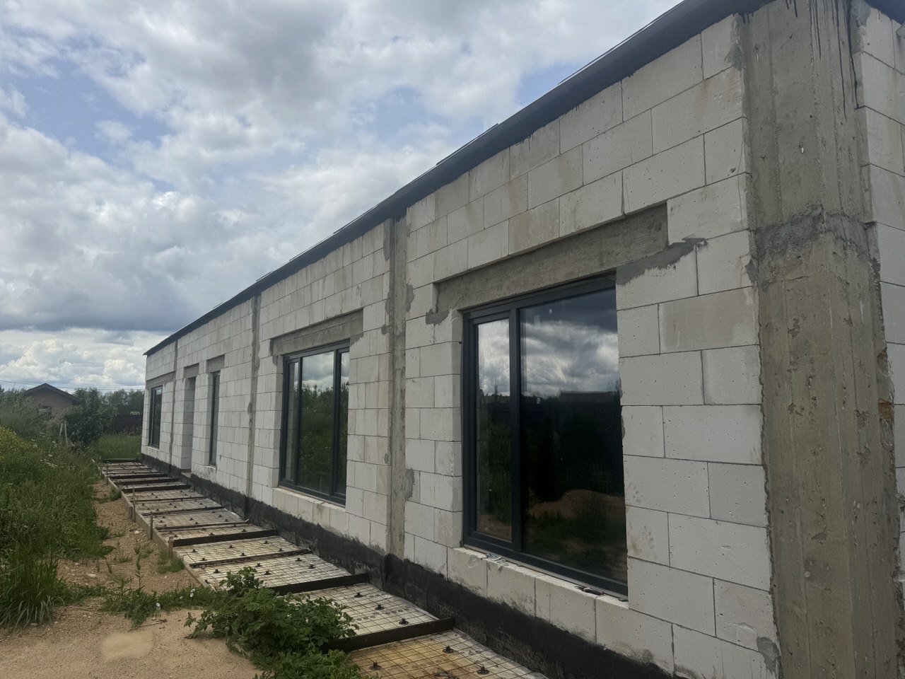 Дом · 216.7 м² · 5 комн. — деревня Комлево, Кольцевая улица