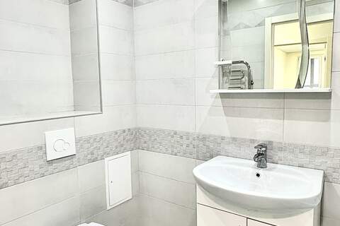 2-к квартира, 72 м², 3/18 эт.