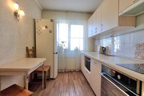 2-к квартира, 43 м², 9/9 эт.