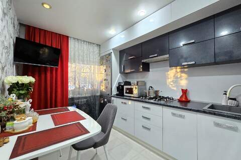 3-к квартира, 62,5 м², 1/9 эт.