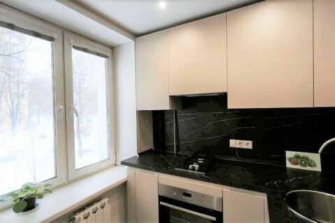 2-к квартира, 43 м², 2/9 эт.