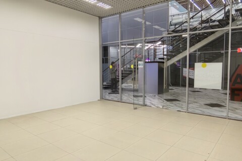 Помещение своб.назн., 70 м², 1/2 эт.