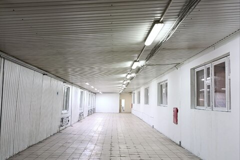 Помещение своб.назн., 209,3 м², 2/2 эт.