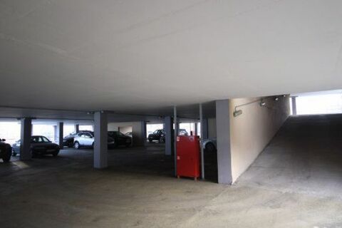 Машиноместо, 15 м²