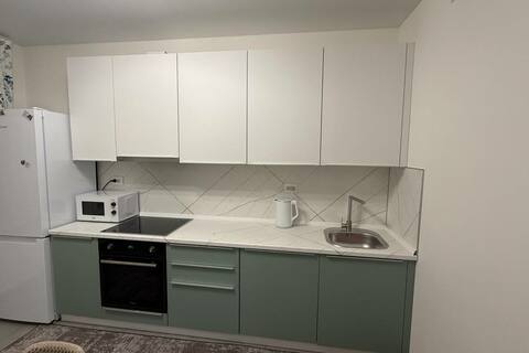 1-к квартира, 40 м², 8/21 эт.