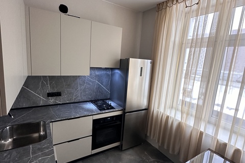 2-к квартира, 57 м², 2/5 эт.