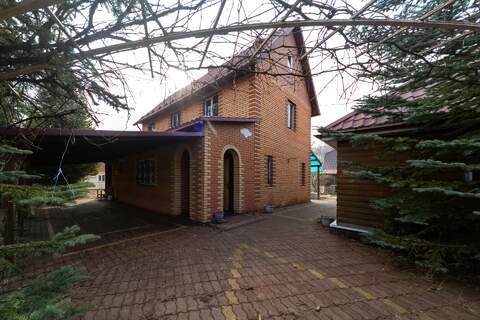 Дом, 142,6 м², 3 эт.