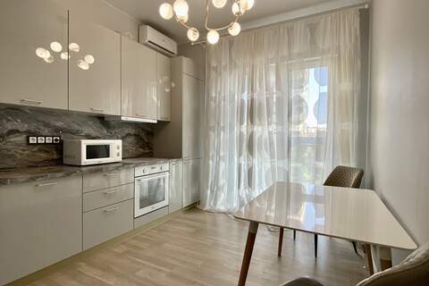 2-к квартира, 48 м², 1/7 эт.