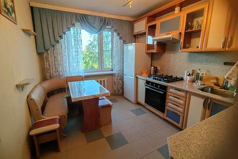 3-к квартира, 71 м², 4/10 эт.